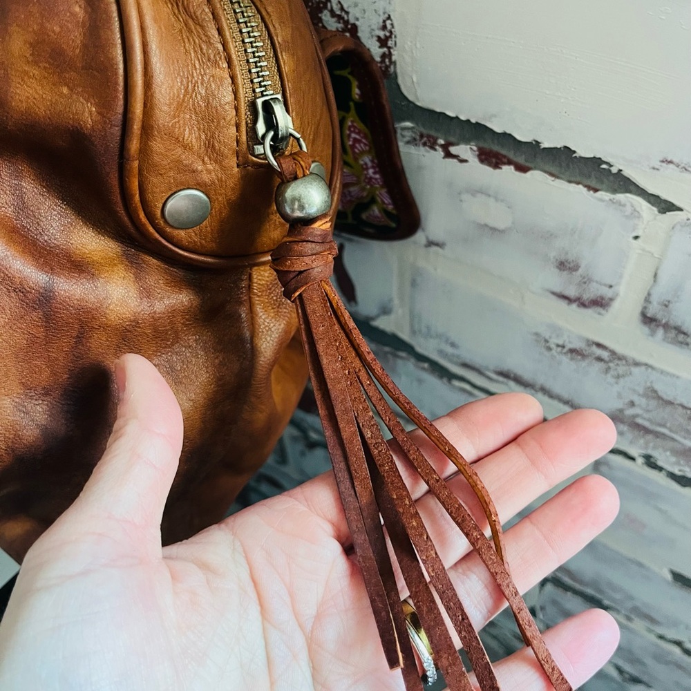Vintage Steve Madden Studded Leather Shoulder Bag in Distressed Brown - Picture 9 of 11